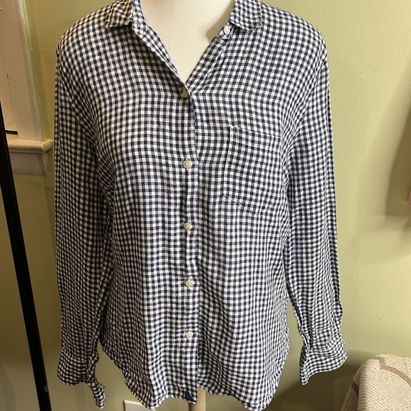 UNTUCKit Tops - UnTuckIT long sleeve button down shirt grenoille navy